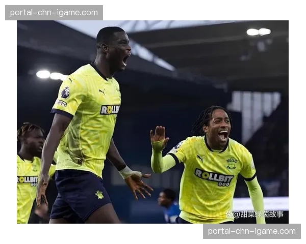 特写：老将沃克-彼得斯完成英超第400次出场