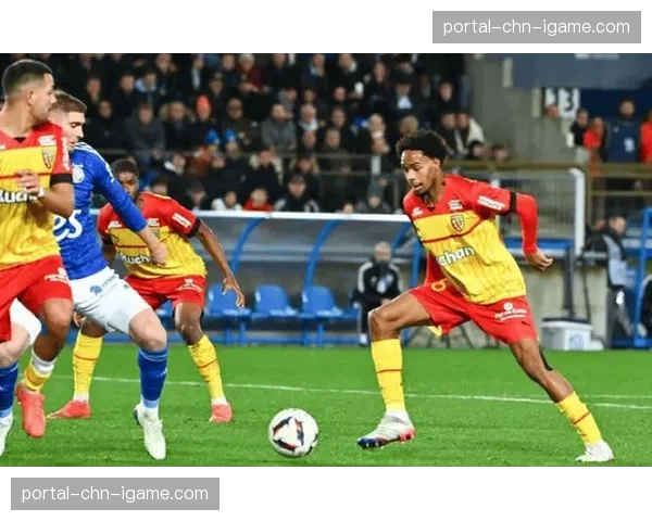 法甲第30轮：梅斯1-3巴黎FC，13射6正效率尚可